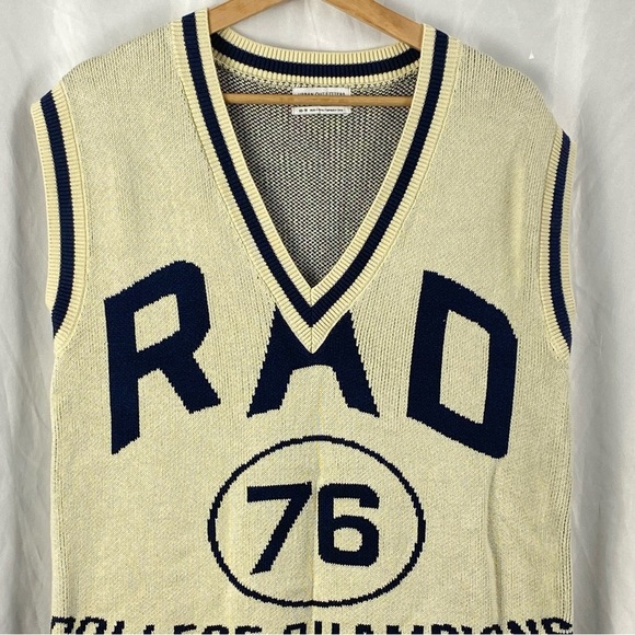 Urban Outfitters Knit Sweater Vest Tunic RAD College High Low Hem Size XS - Picture 4 of 16